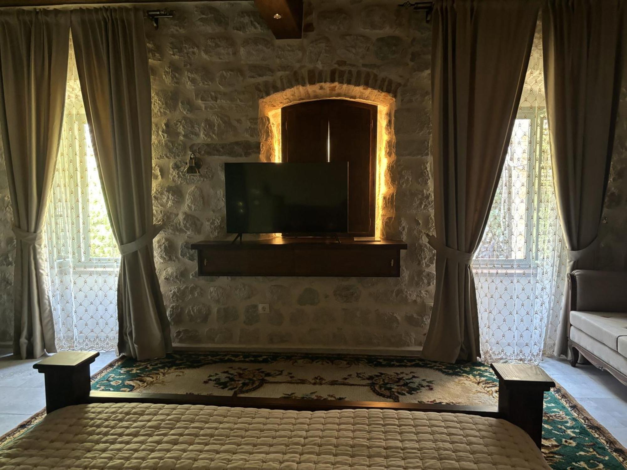 Kazin Supreme Otel Kotor Dış mekan fotoğraf