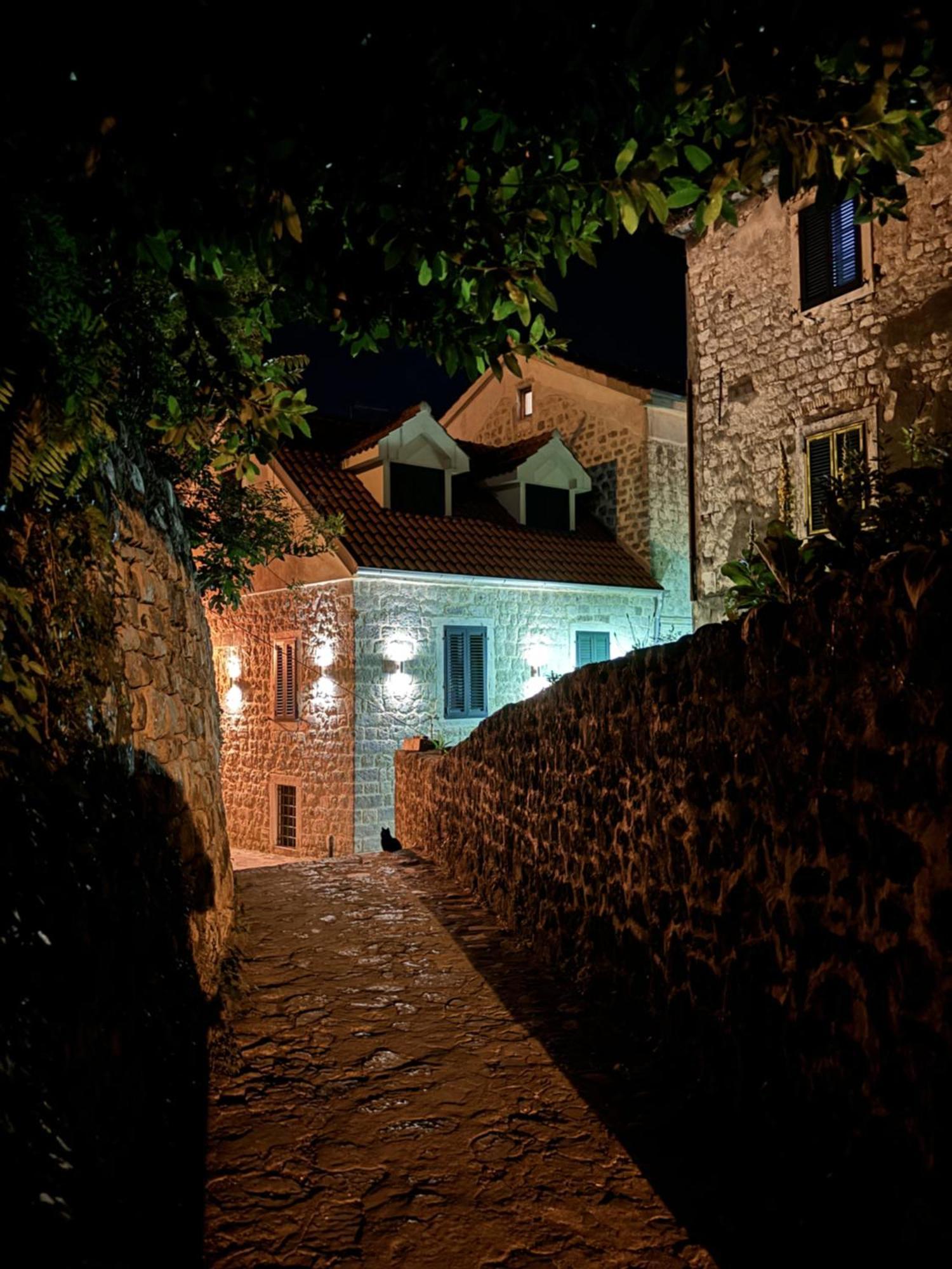 Kazin Supreme Otel Kotor Dış mekan fotoğraf