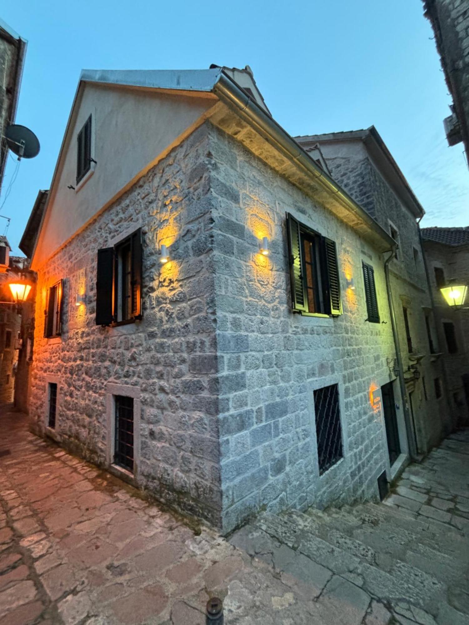 Kazin Supreme Otel Kotor Dış mekan fotoğraf